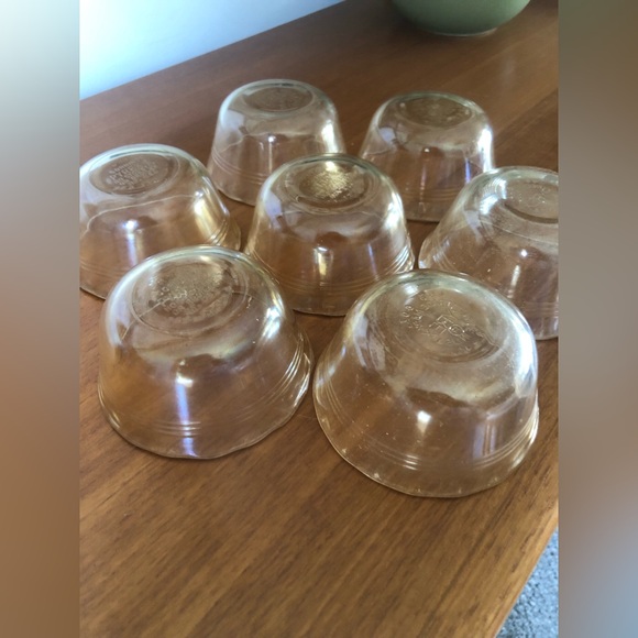 Set of 7 Corning Pyrex Fireside #463 Amber Custard Cups 6 OZ Scallop Edge 175ML - Picture 12 of 12